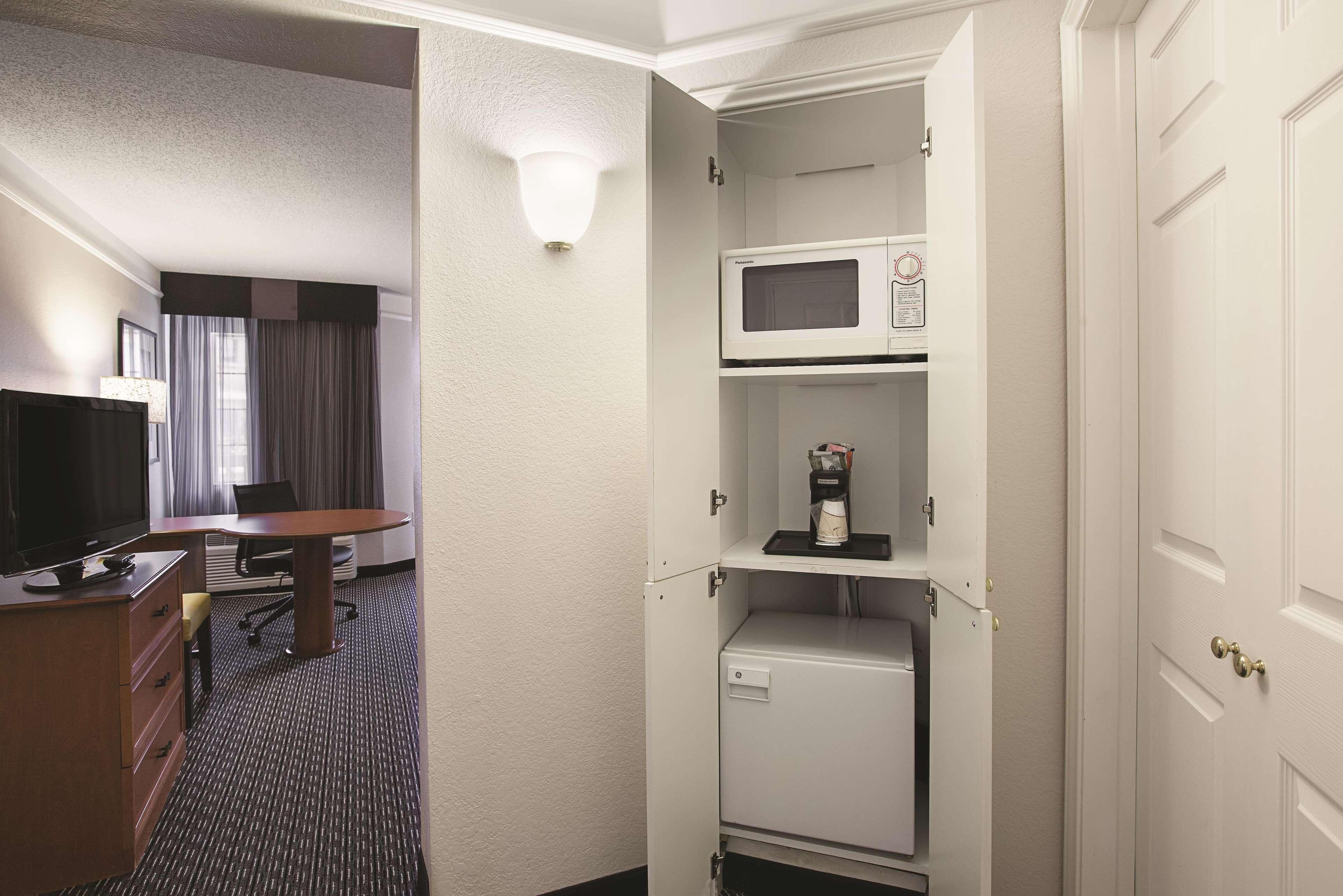 La Quinta By Wyndham Raleigh Durham Intl Ap Hotel Morrisville Buitenkant foto