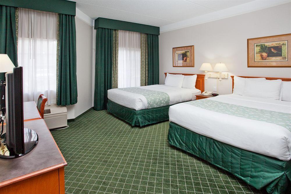 La Quinta By Wyndham Raleigh Durham Intl Ap Hotel Morrisville Buitenkant foto